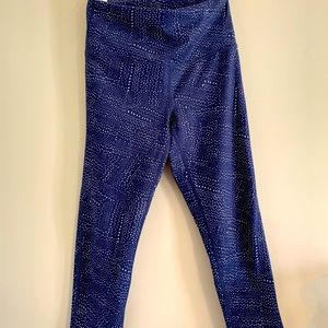 Zella Cropped Leggings.  Size S.  Worn Once.  Blue/White